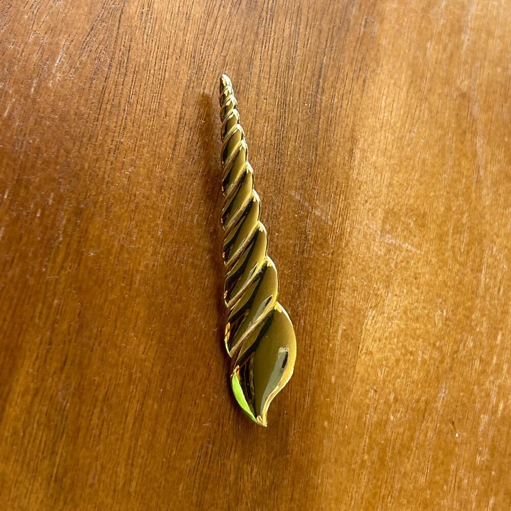 Vintage Gold Tone Tapered Shell Brooch | Sculptural Spiral Sea Snail Pin